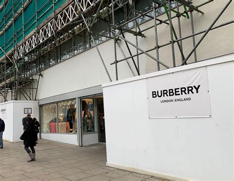 burberry firenze foto|burberry stores near me.